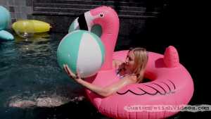 inflatable-wonderland-massacre_28.jpg